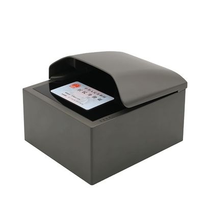 Lector de tarjetas de identificación y pasaportes con alta resolución óptica habilitado para RFID